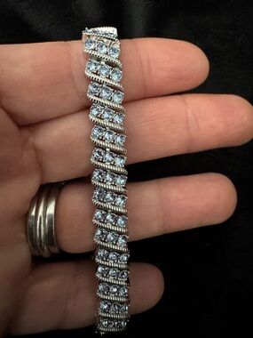 Sterling silver and blue stones bracelet